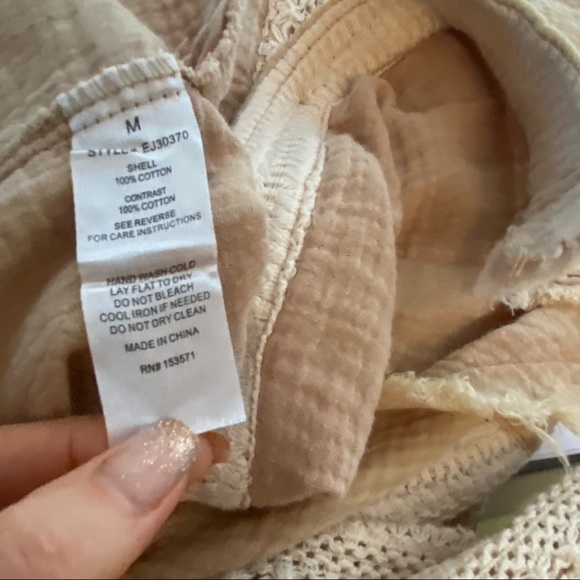 Oli + Hali Oversized Button Down with Crochet Sleeves - Picture 7 of 7